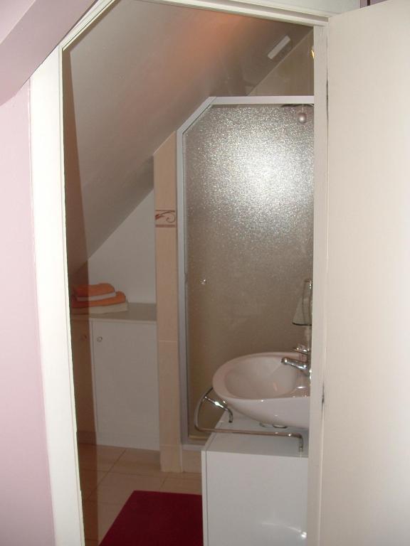 B&B Bij Lieve En Jos Hasselt Habitación foto